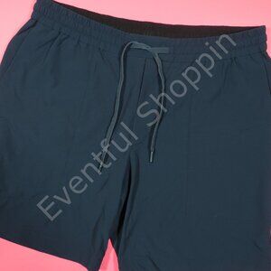 Lululemon Bowline Shorts 8" Mens XL Blue Ripstop Nylon Stretch Waist True Navy